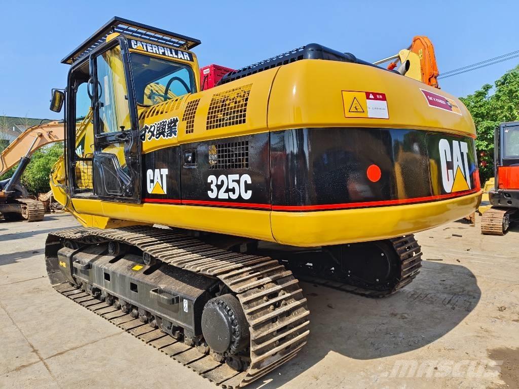 CAT 325 C Excavatoare pe șenile

