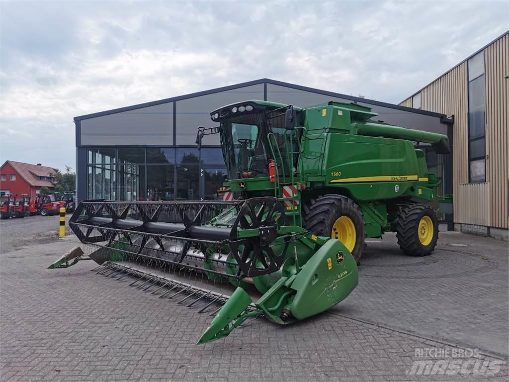 John Deere T560 Combine de secerat
