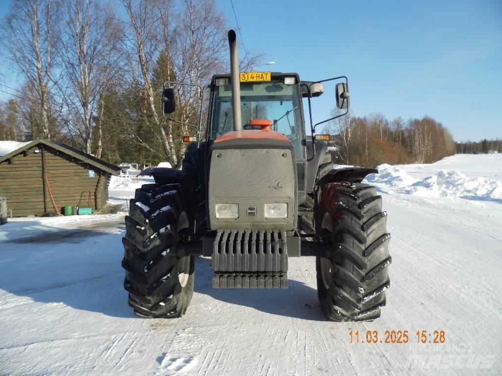Valtra Valmet 8400 Tractoare