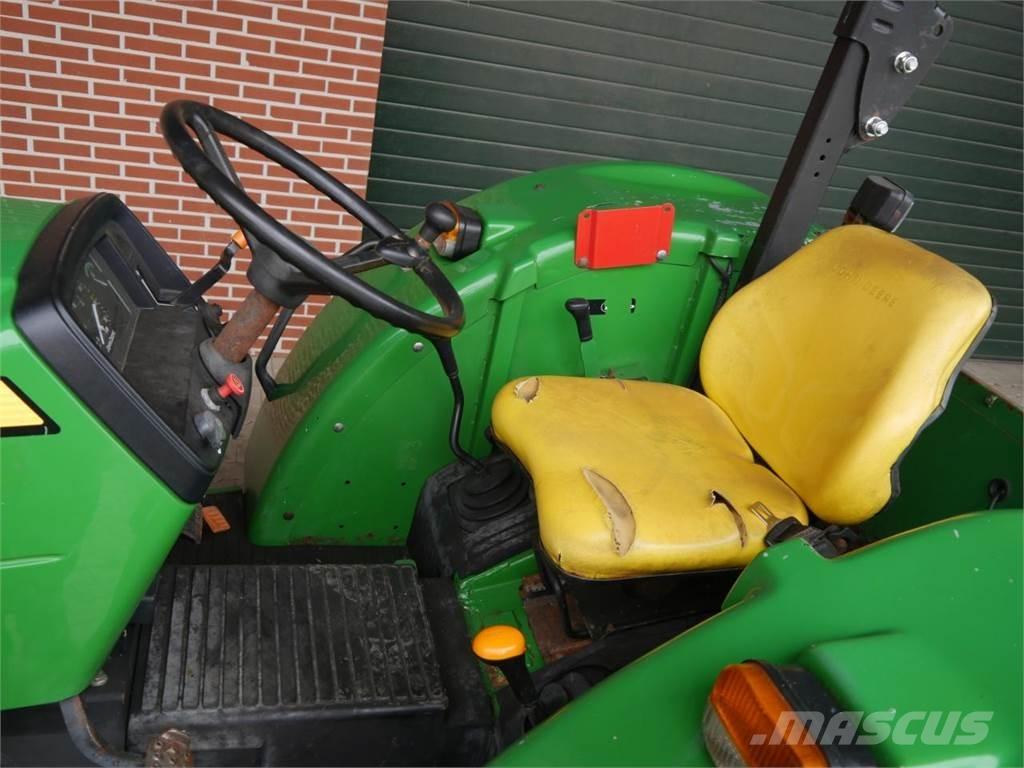 John Deere 5065E Tractoare