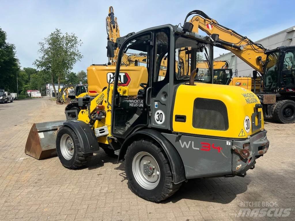 Wacker Neuson WL34 Incarcator pe pneuri