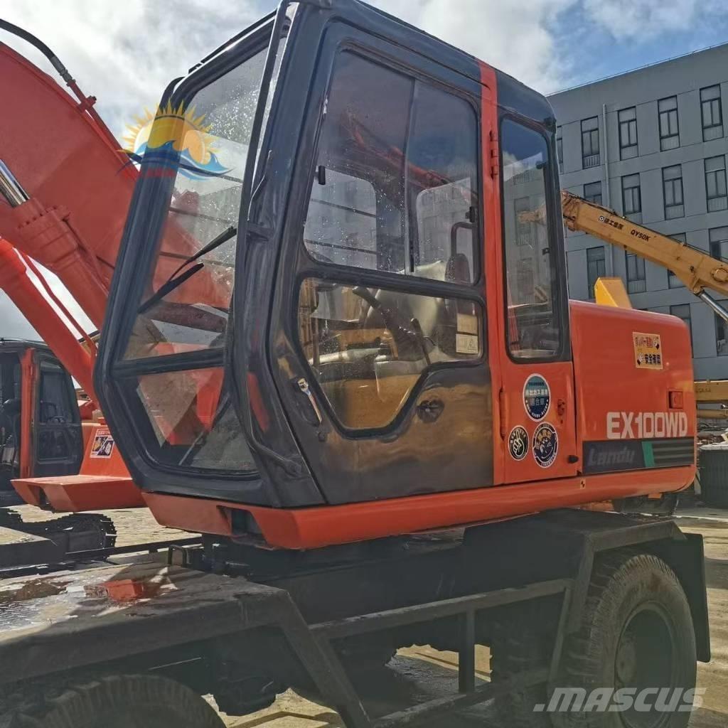 Hitachi EX 100 W D Excavatoare cu roti
