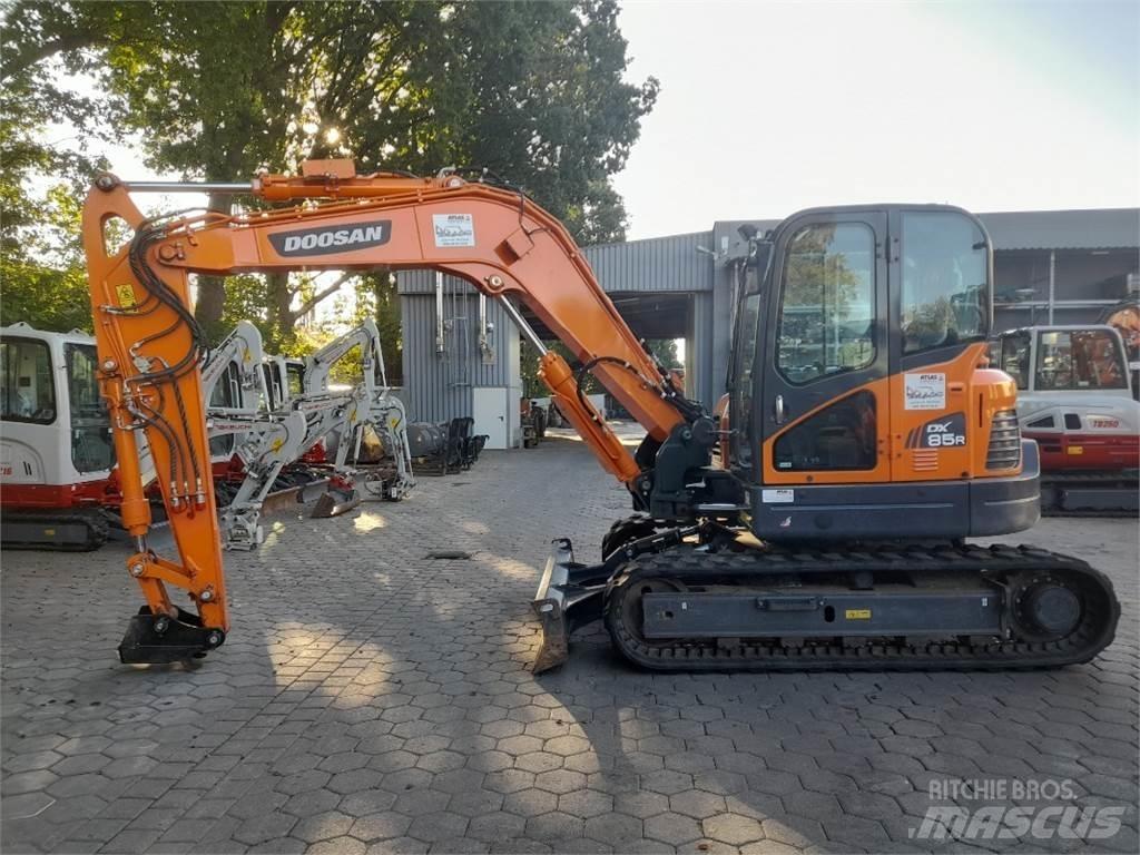 Doosan DX85R-3 Excavatoare 7t - 12t