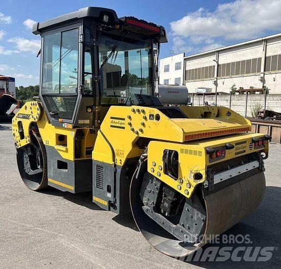 Dynapac CC 2300 Cilindri compactori dubli