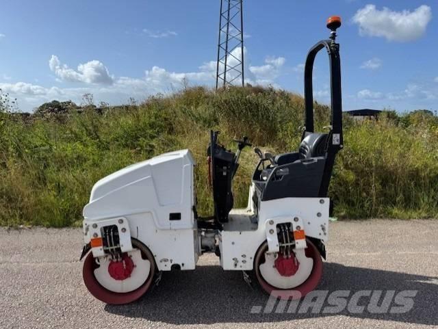 Bomag BW90 AD-5, Vält Cilindri compactori dubli