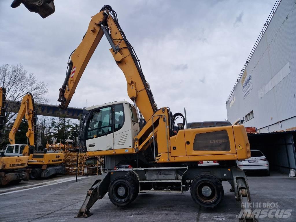 Liebherr LH 30 M Paleta de manipulare