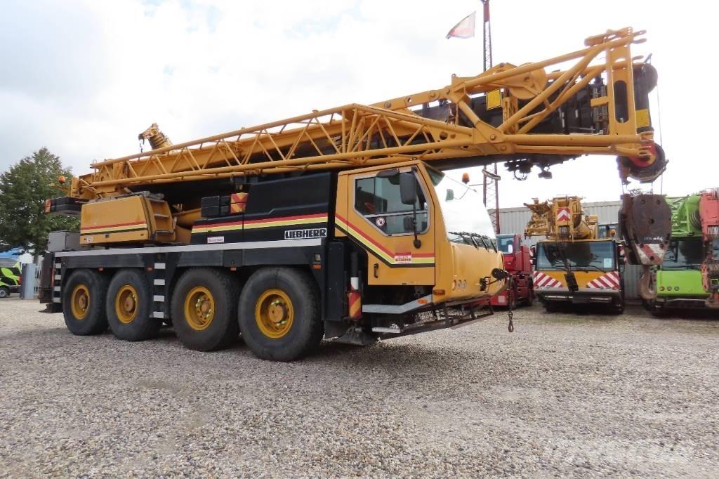Liebherr LTM 1060-2 Macara pentru orice teren
