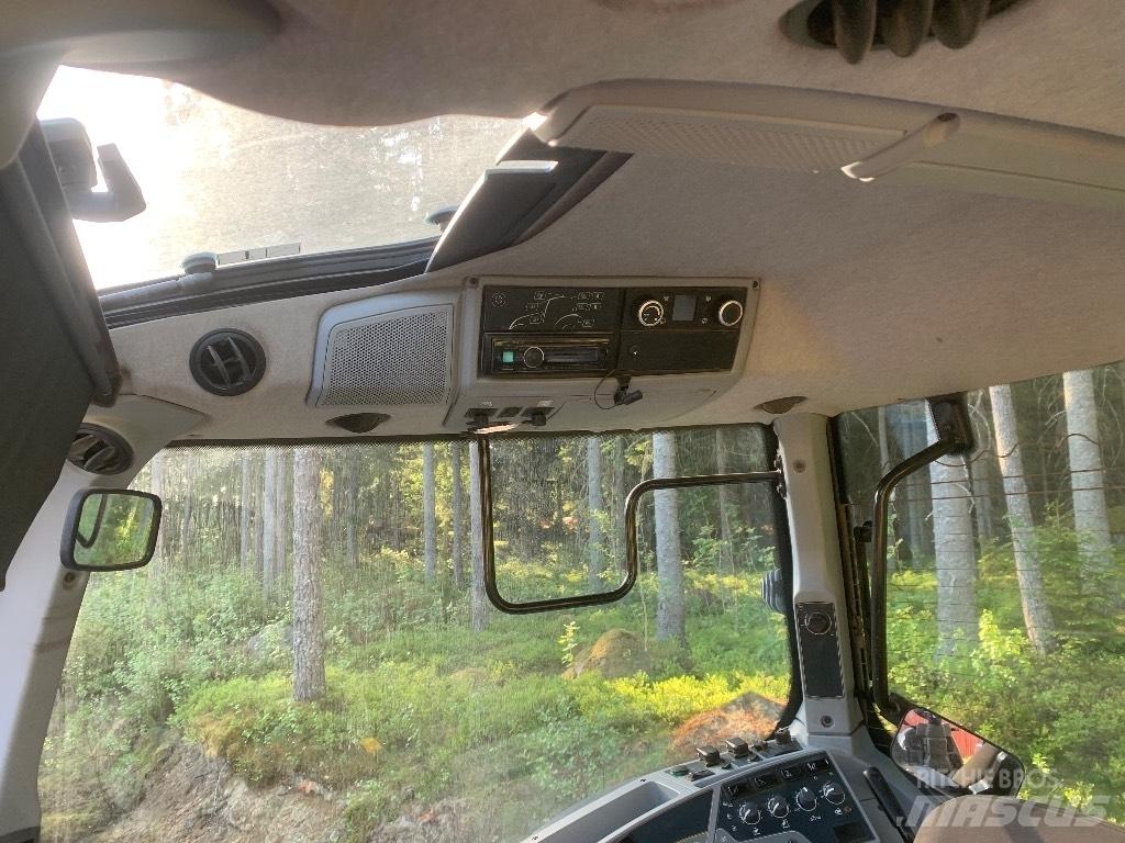 Valtra N 174 Tractoare