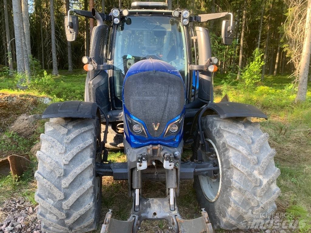 Valtra N 174 Tractoare