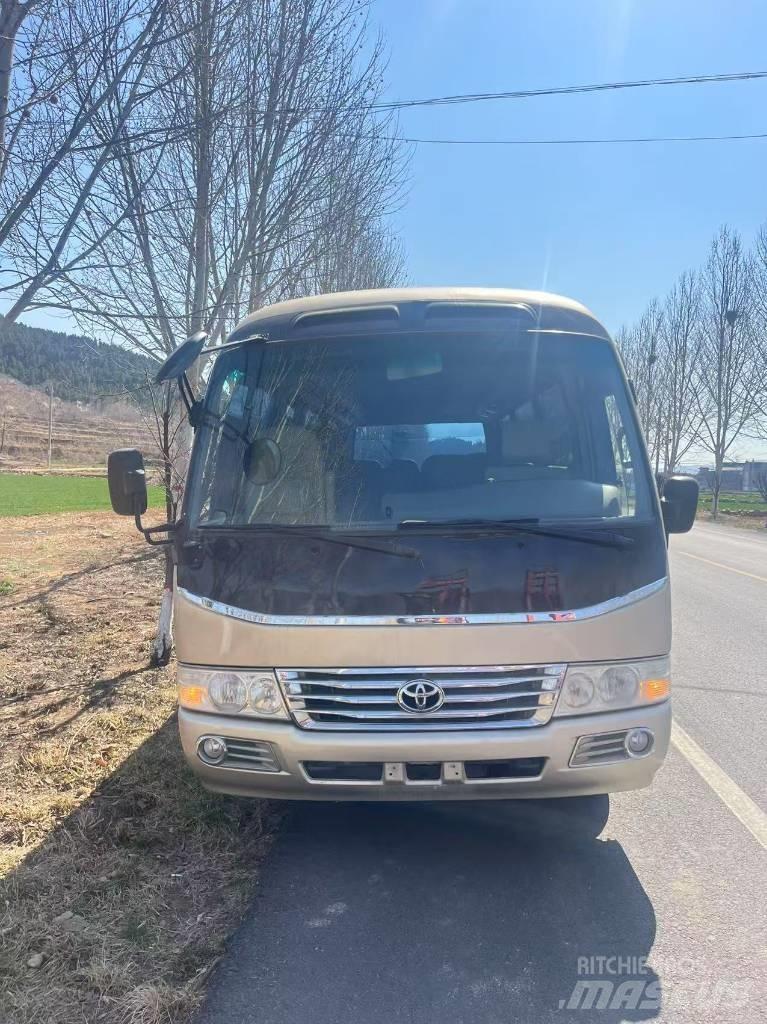 Toyota Coaster Autobuze intercity