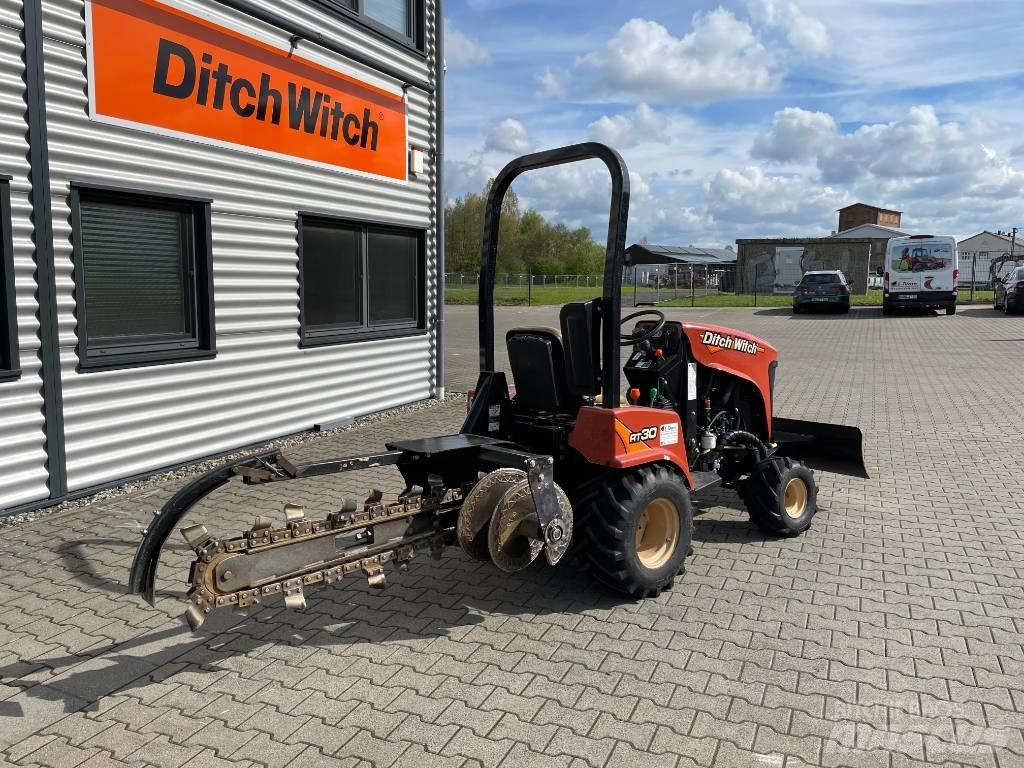 Ditch Witch RT 30 Excavatoare de santuri