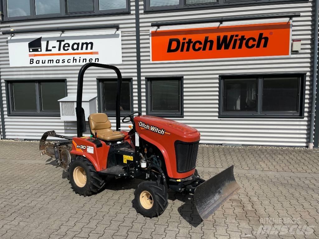 Ditch Witch RT 30 Excavatoare de santuri