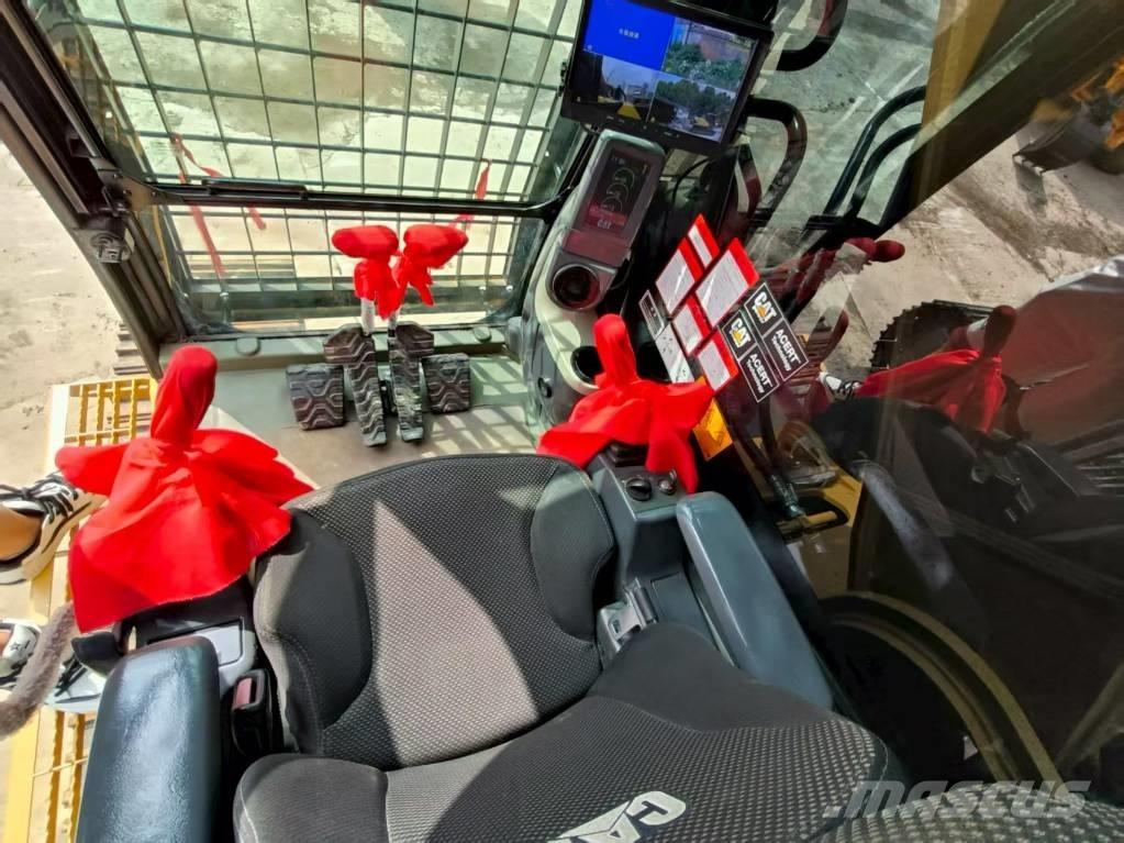 CAT 340 D L Excavatoare pe șenile
