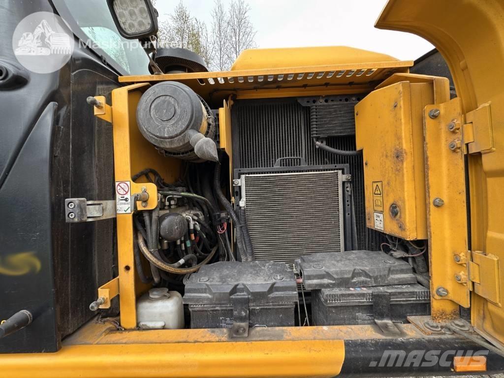 JCB JS 145 W Excavatoare cu roti