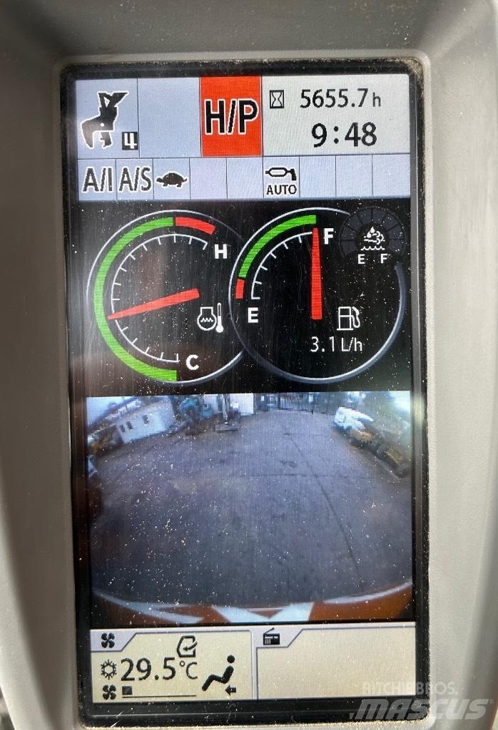 Hitachi 490 Excavatoare pe șenile
