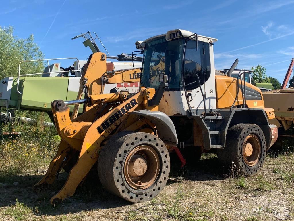 Liebherr L 538 Incarcator pe pneuri