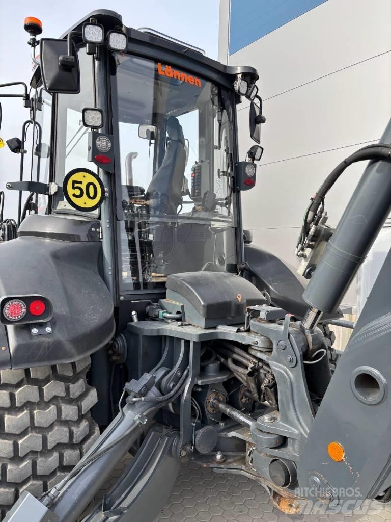 Lännen 8800 K Buldoexcavatoare