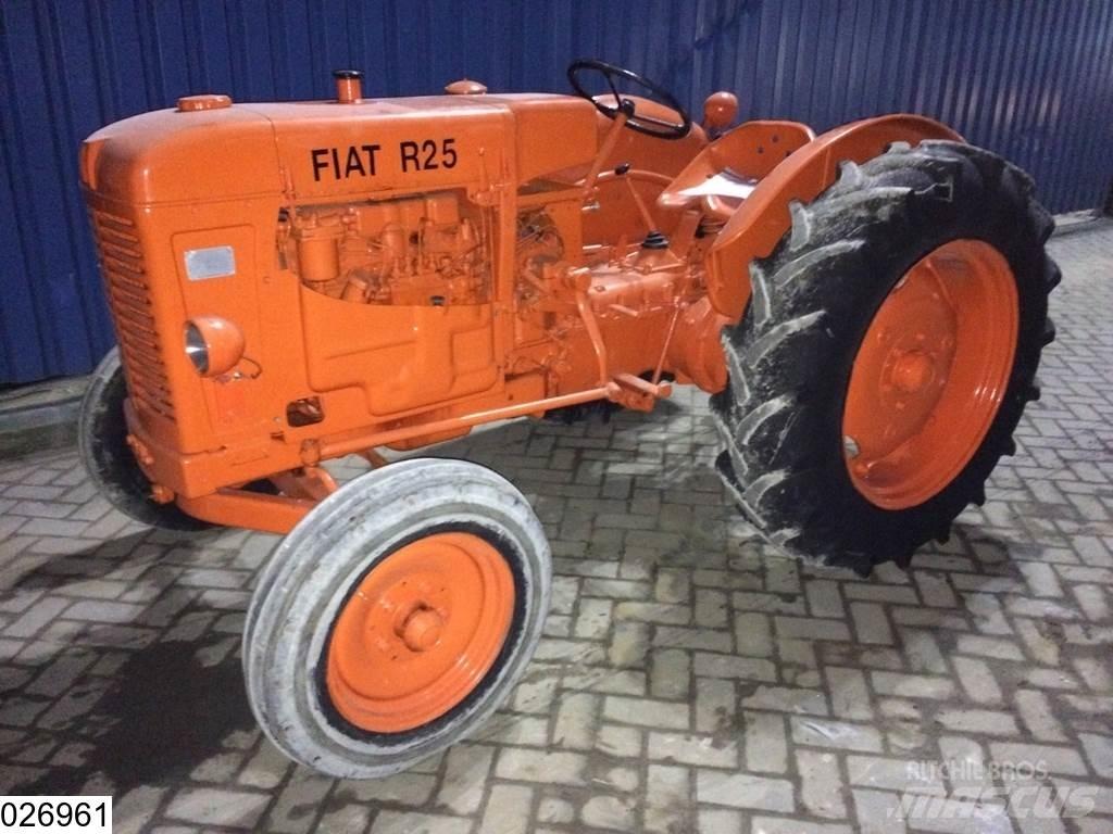 Fiat R25 2WD Tractoare
