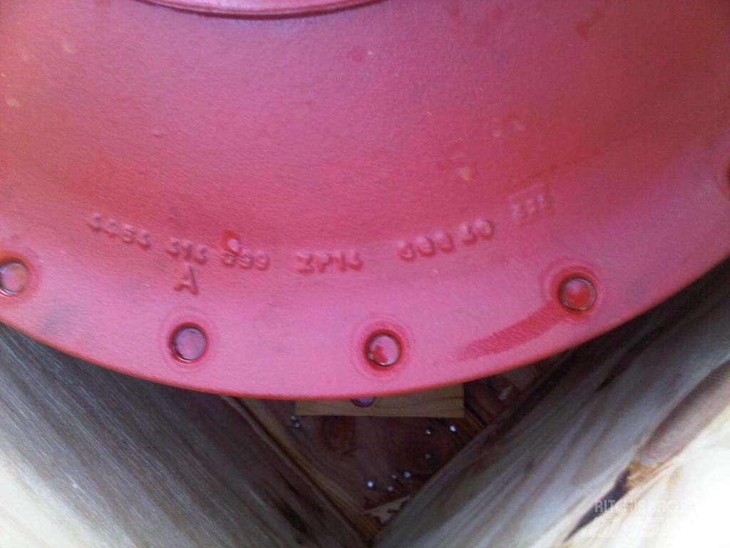 CASE 340 B Axe