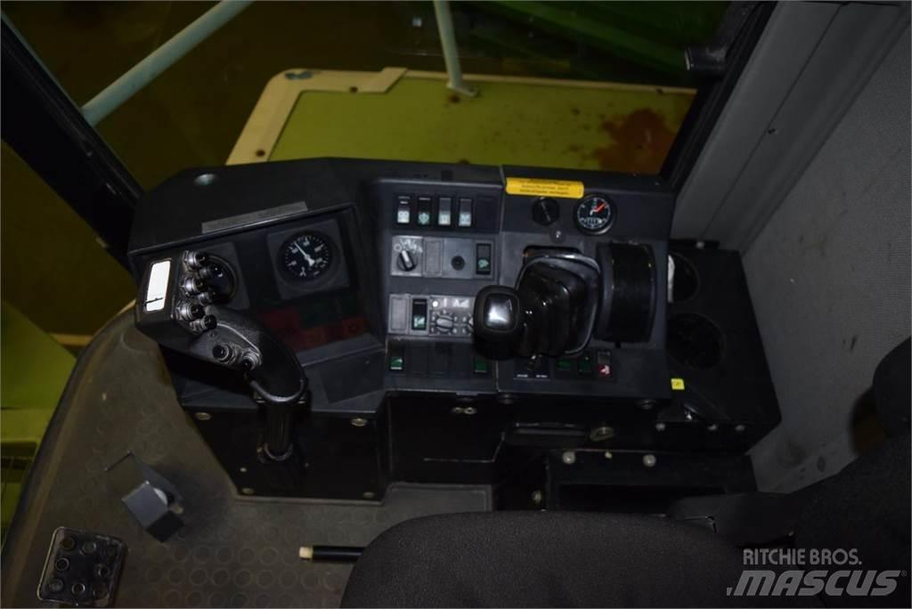 CLAAS Jaguar 820 Forajere cu autopropulsare