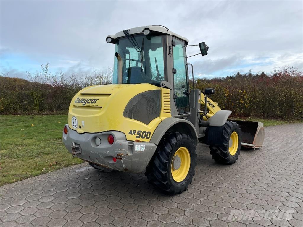 Atlas AR500 Incarcator pe pneuri