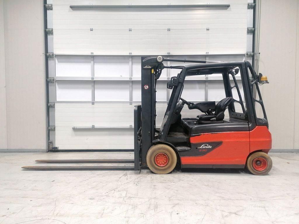 Linde E30L-01 Stivuitor electric
