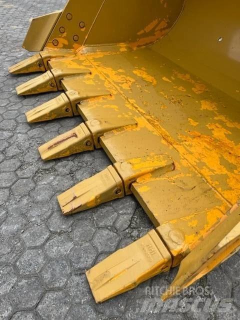 CAT 374 lre Bucket Pistoane