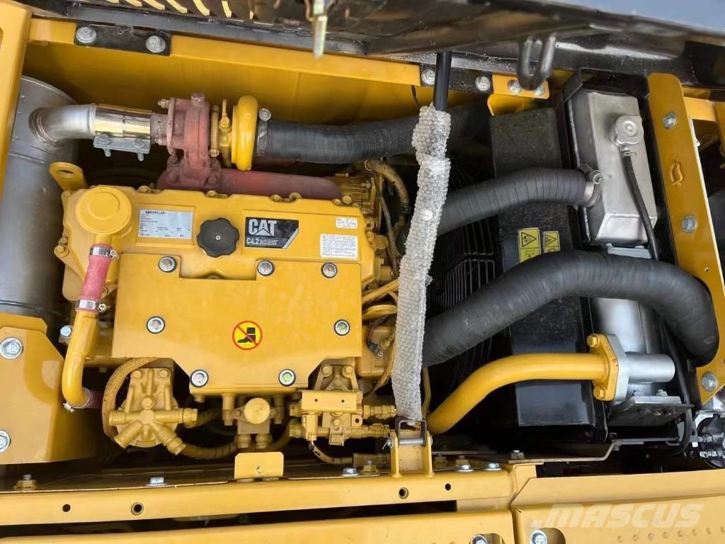 CAT 313 Excavatoare pe șenile
