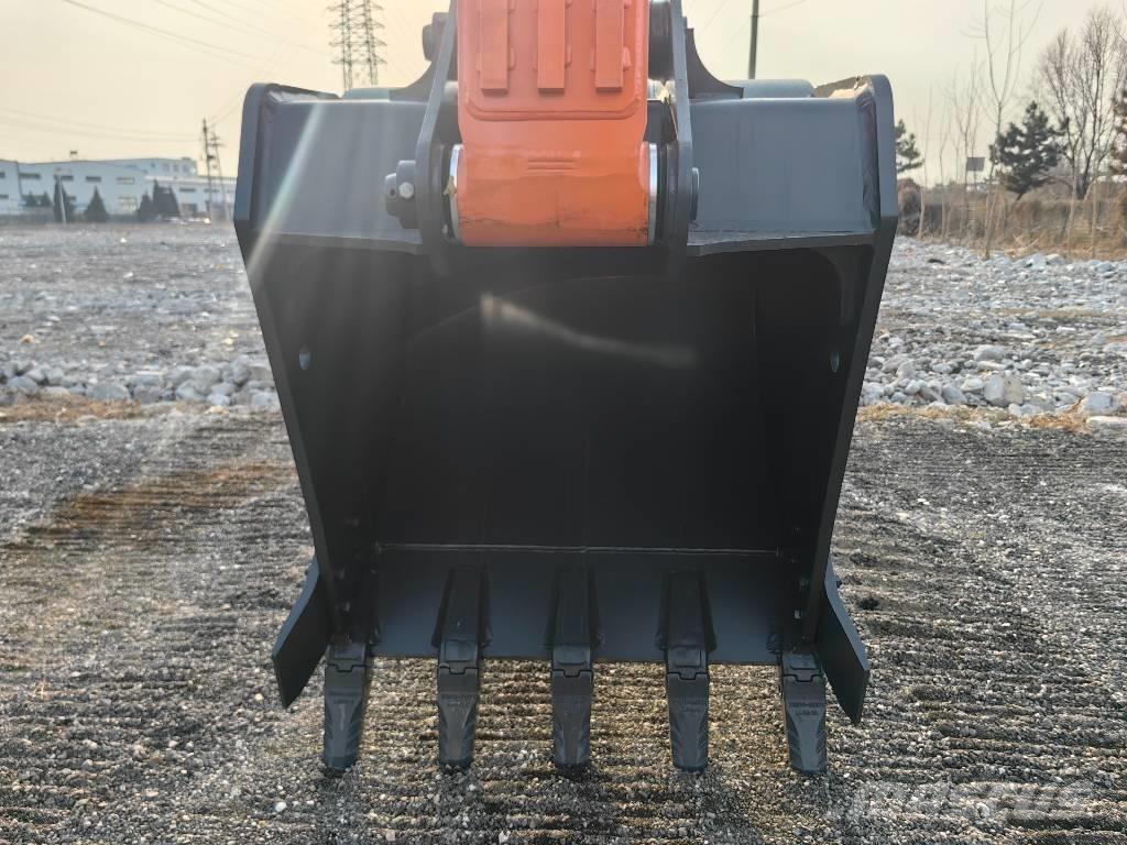 Doosan DX225 Excavatoare pe șenile
