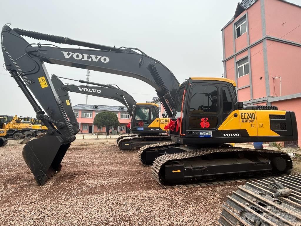 Volvo EC 240 Excavatoare pe șenile
