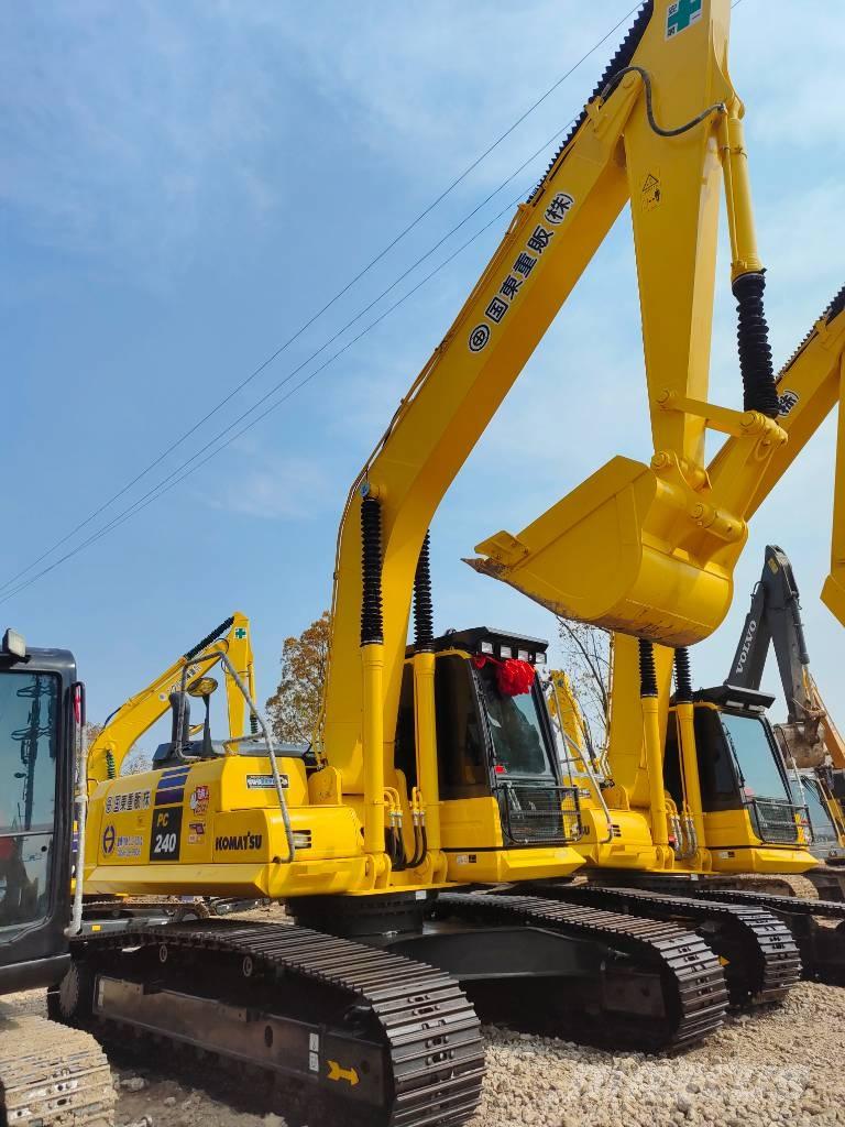 Komatsu PC 240 LC Excavatoare pe șenile

