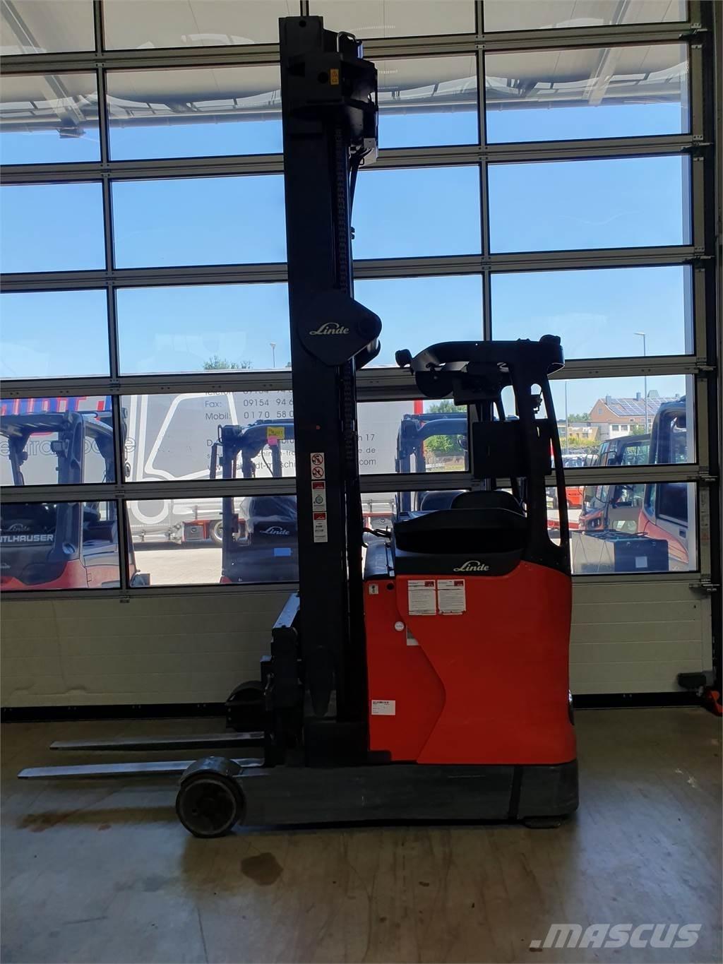 Linde R16HD Stivuitor cu catarg retractabil