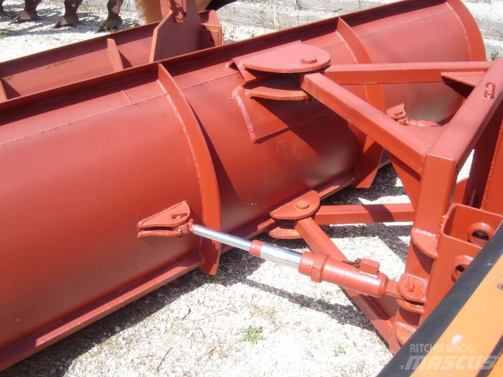  ΜΑΧΑΙΡΙ Alte masini pentru drum si zapada