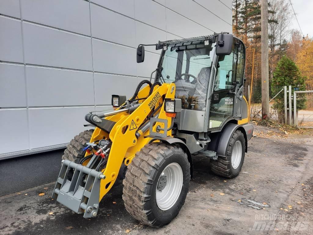 Wacker Neuson WL 38 Incarcator pe pneuri