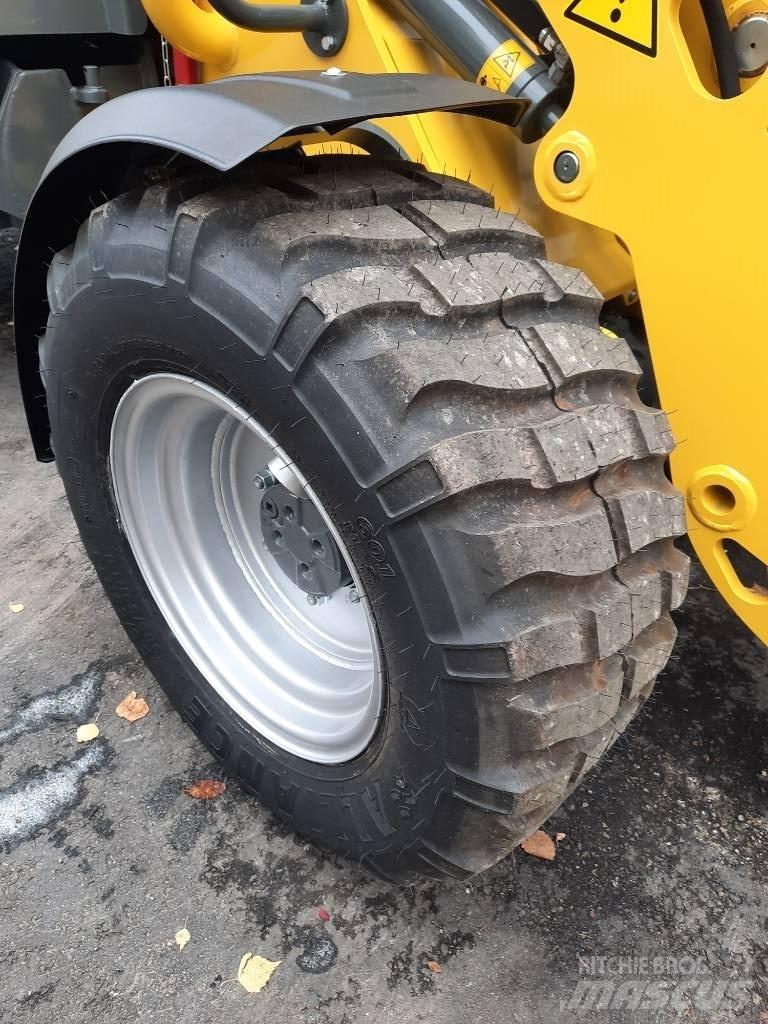 Wacker Neuson WL 38 Incarcator pe pneuri