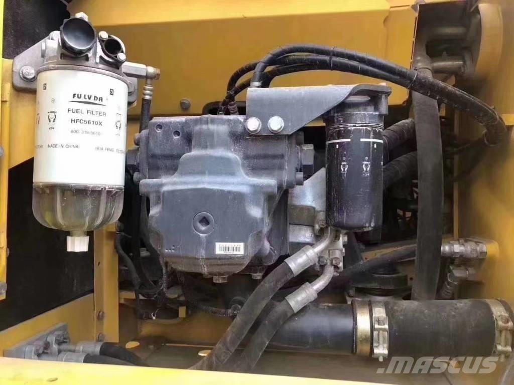 Komatsu PC 240 Excavatoare pe șenile
