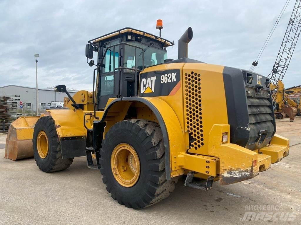 CAT 962K NVT Incarcator pe pneuri