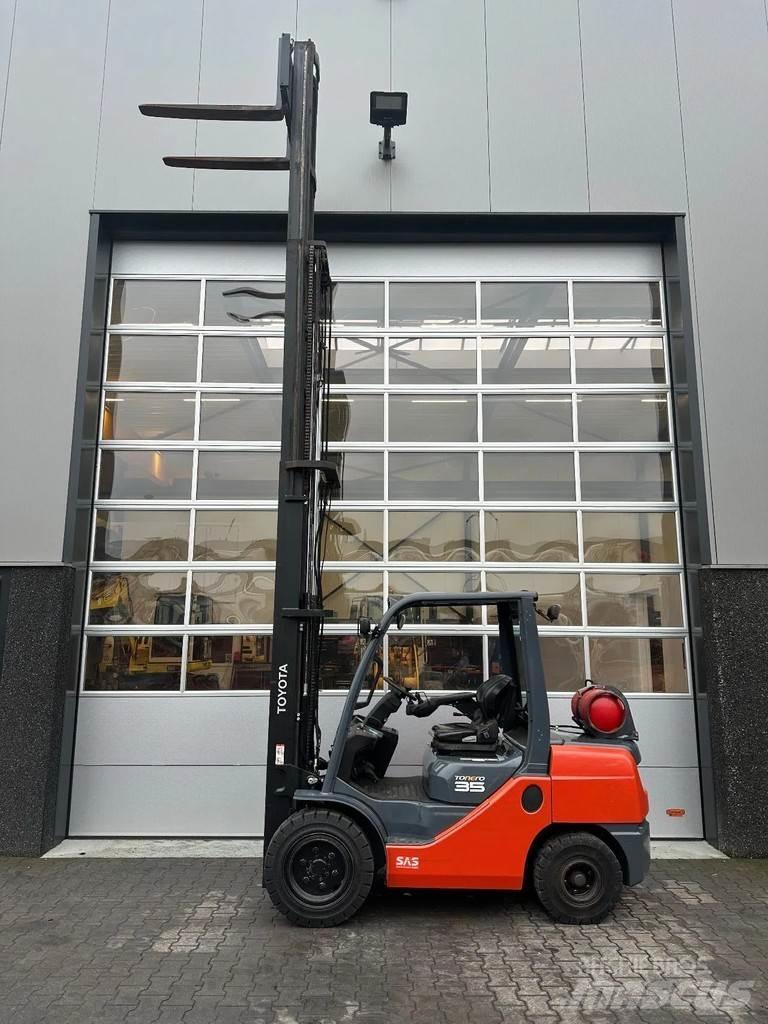 Toyota 8FGJF35 Strivuitoare-altele