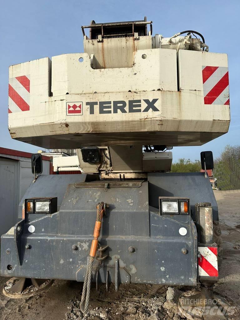Terex A 600 Macara teren accidentat