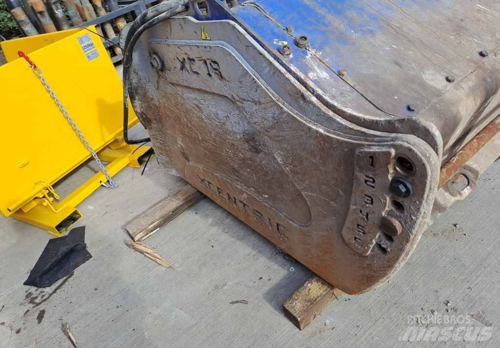 Xcentric XC19 cupe zdrobitoare