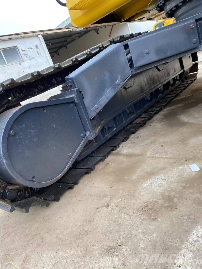 Komatsu PC 450 Excavatoare pe șenile
