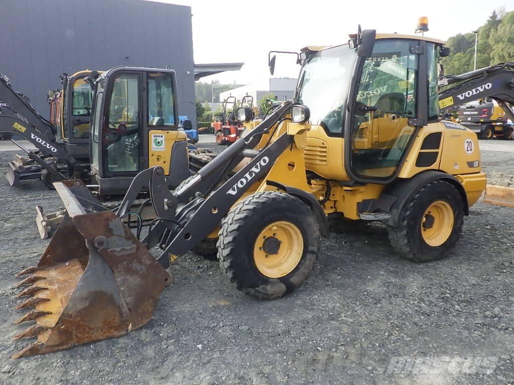 Volvo L 25 F Incarcator pe pneuri