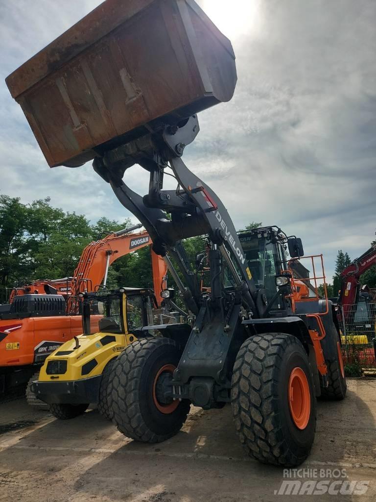 Develon DL 420 CVT-7 Incarcator pe pneuri