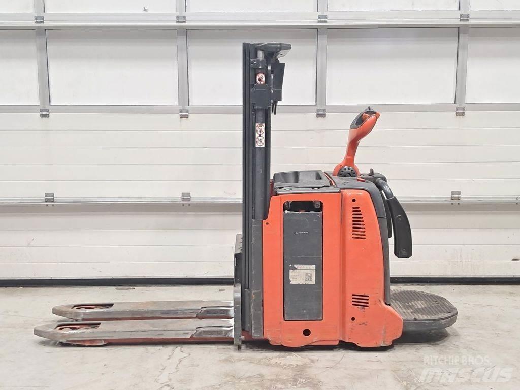 Linde D12 AP Transpaleta manuala