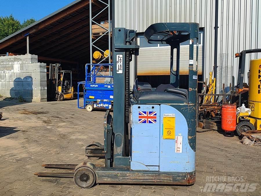 Linde R14 Stivuitor cu catarg retractabil