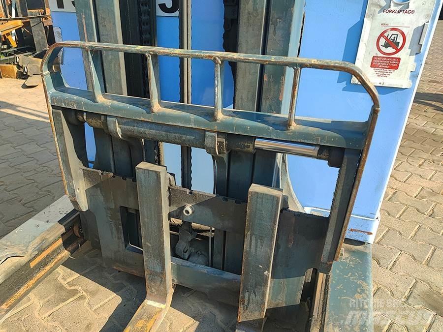 Linde R14 Stivuitor cu catarg retractabil