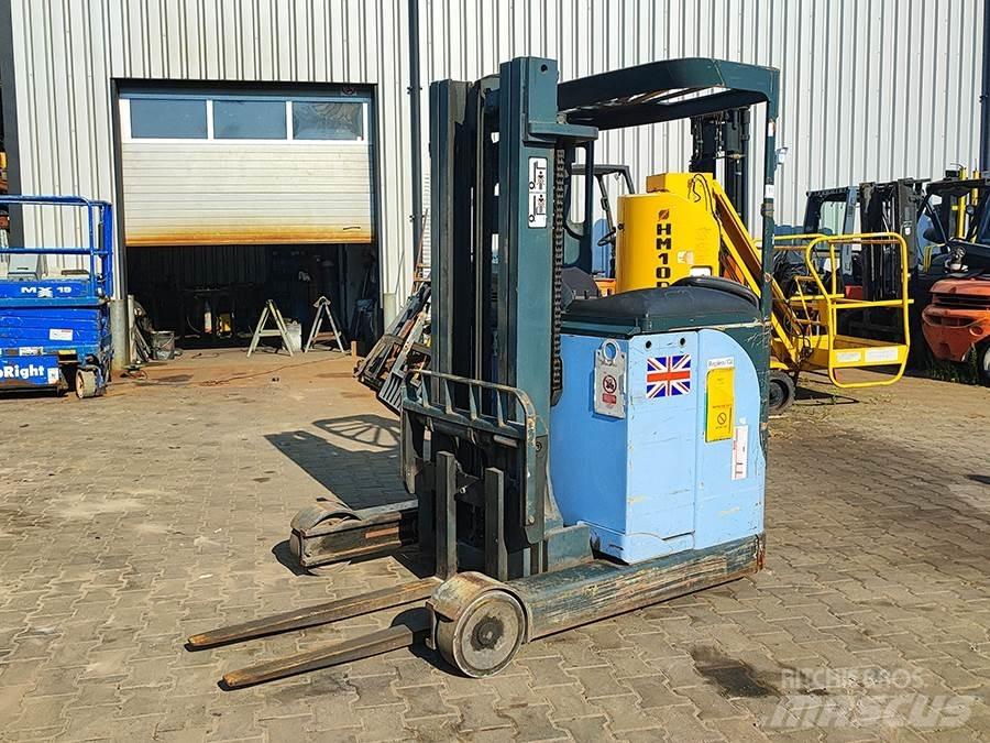 Linde R14 Stivuitor cu catarg retractabil