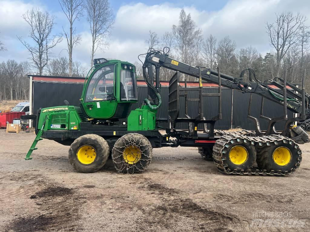 John Deere 810 E Transportoare