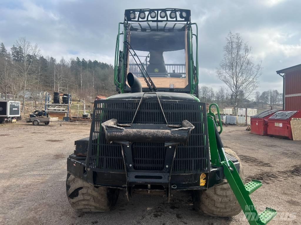 John Deere 810 E Transportoare