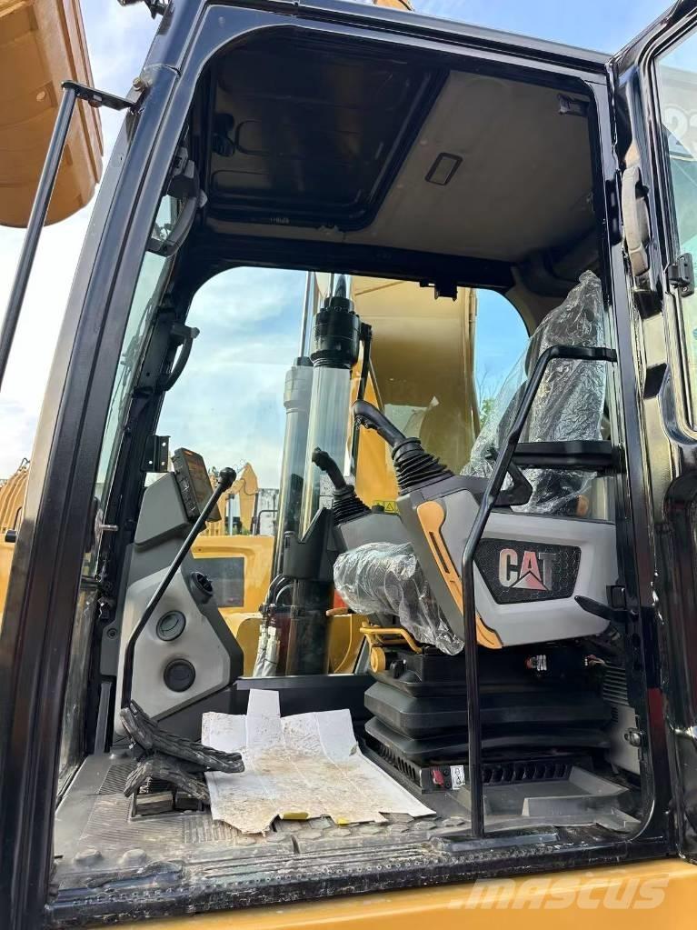 CAT 323 Excavatoare pe șenile
